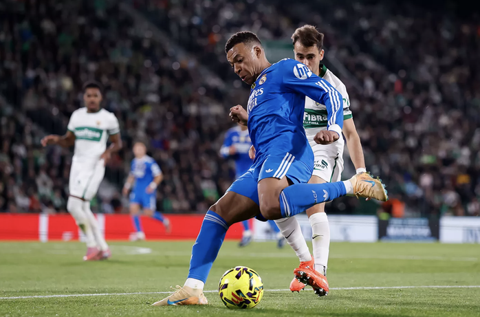 Jude Bellingham giúp Real Madrid đòi ngôi đầu La Liga