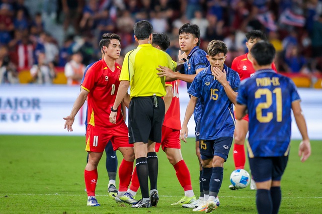 Những nỗi đau của bóng đá Thái Lan tiếp tục bị ‘mổ xẻ’, đội U.23 lại gặp tai họa